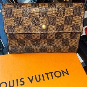 Louis Vuitton Damier Wallet